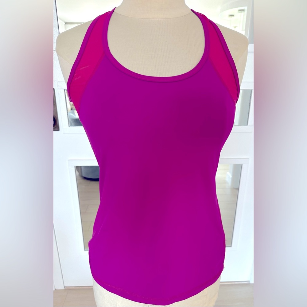 Alala workout top